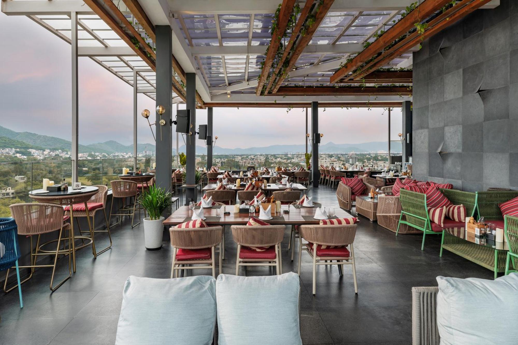 Parallel Hotel Udaipur, A Member Of Radisson Individuals Bagian luar foto