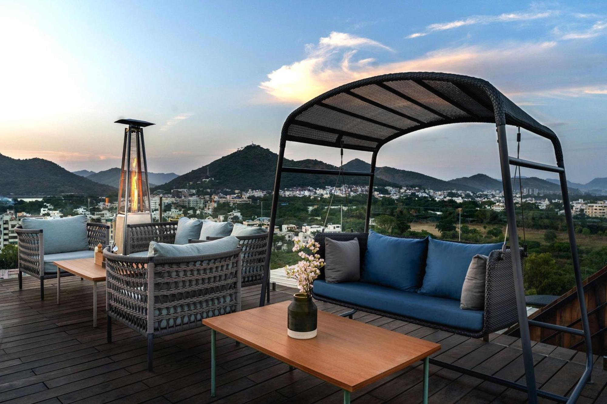 Parallel Hotel Udaipur, A Member Of Radisson Individuals Bagian luar foto