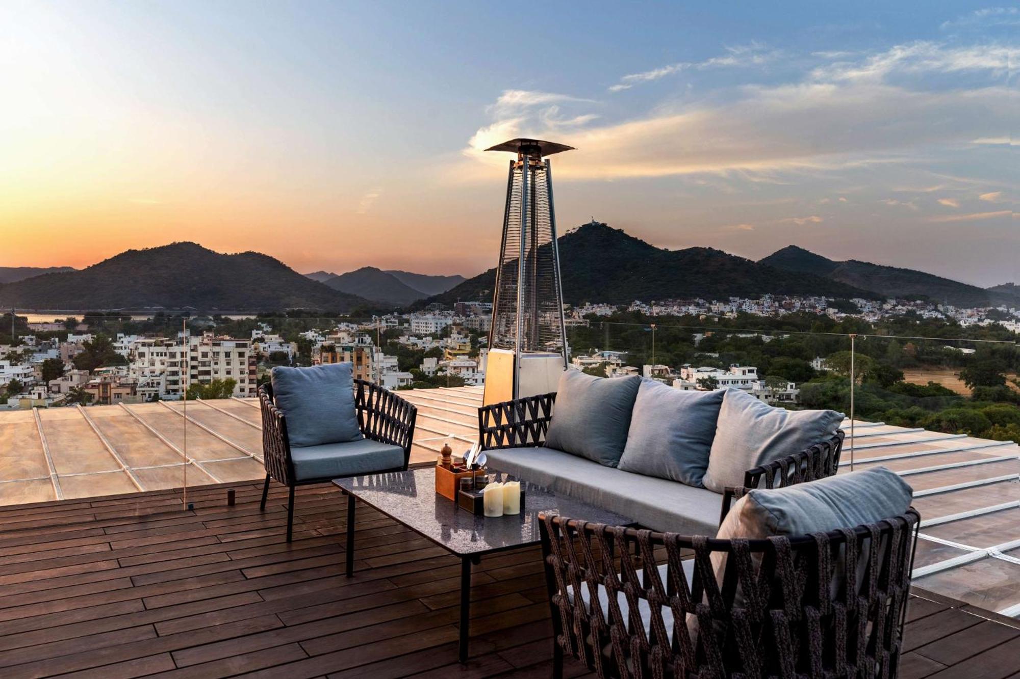 Parallel Hotel Udaipur, A Member Of Radisson Individuals Bagian luar foto